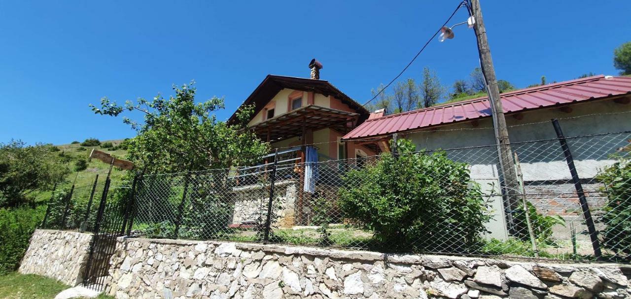 Villa Vrbena Exteriör bild